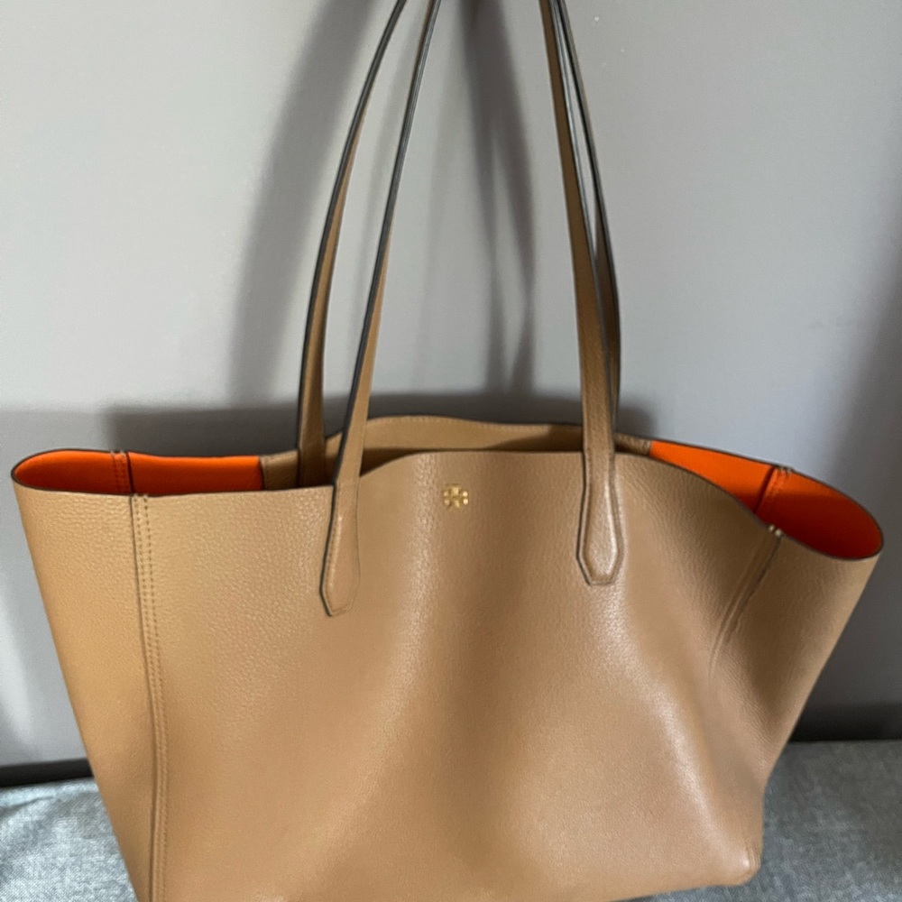 Tory Burch Tote Bag, Large, Tan with Orange inside, leather AUTHENTIC